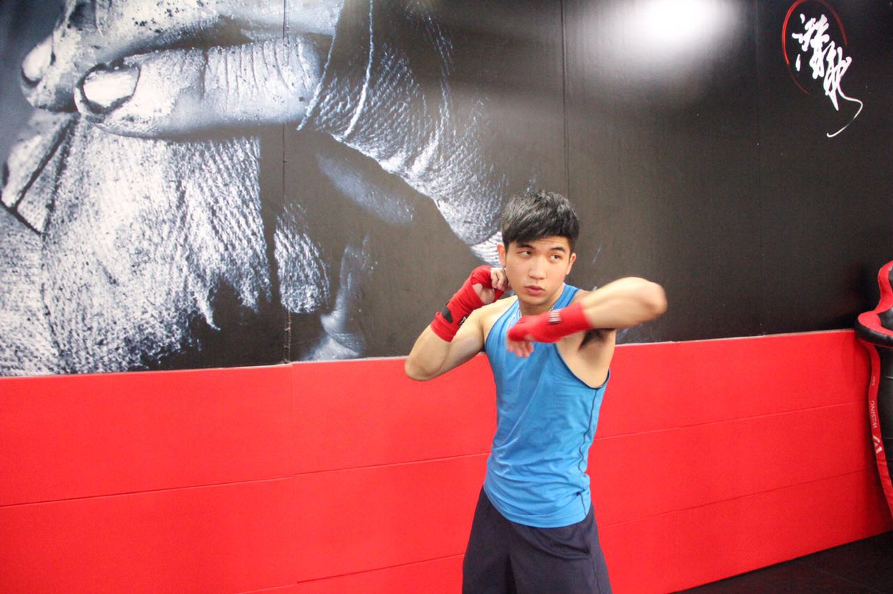 圆头mft心武格斗健身认证教练petermft心武格斗健身认证教练领show店